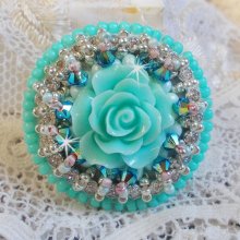 Blue Flowers Haute-Couture ring embroidered with a resin rose and Swarovski crystals 